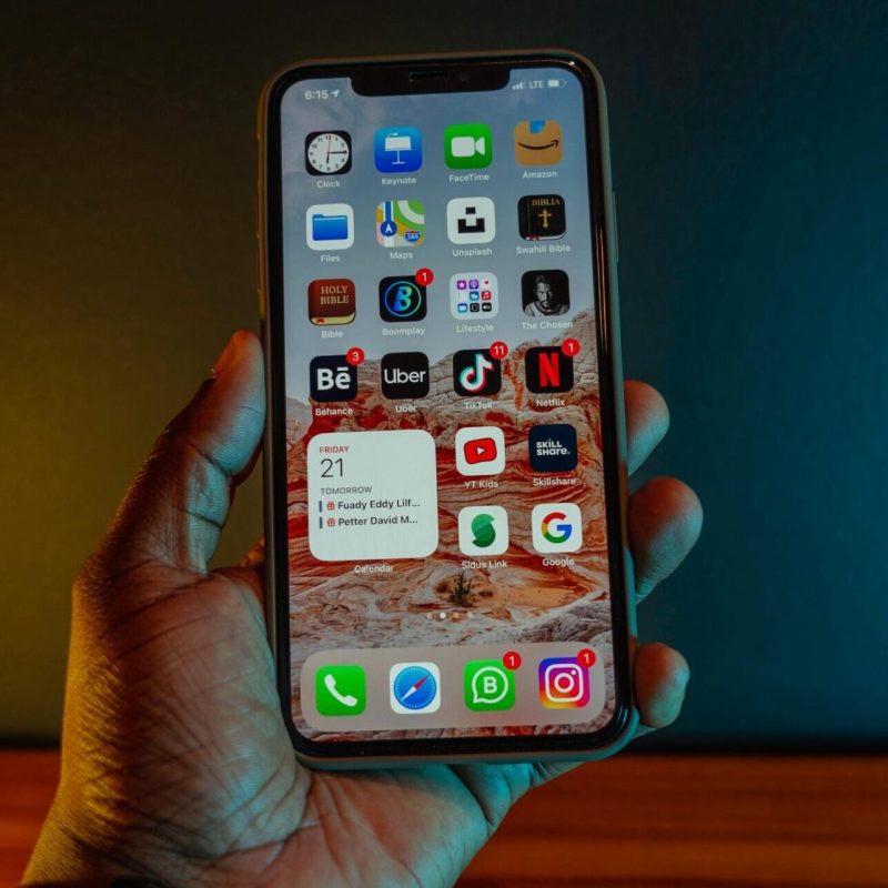 pexels-qim-manifester-61823229-8072348